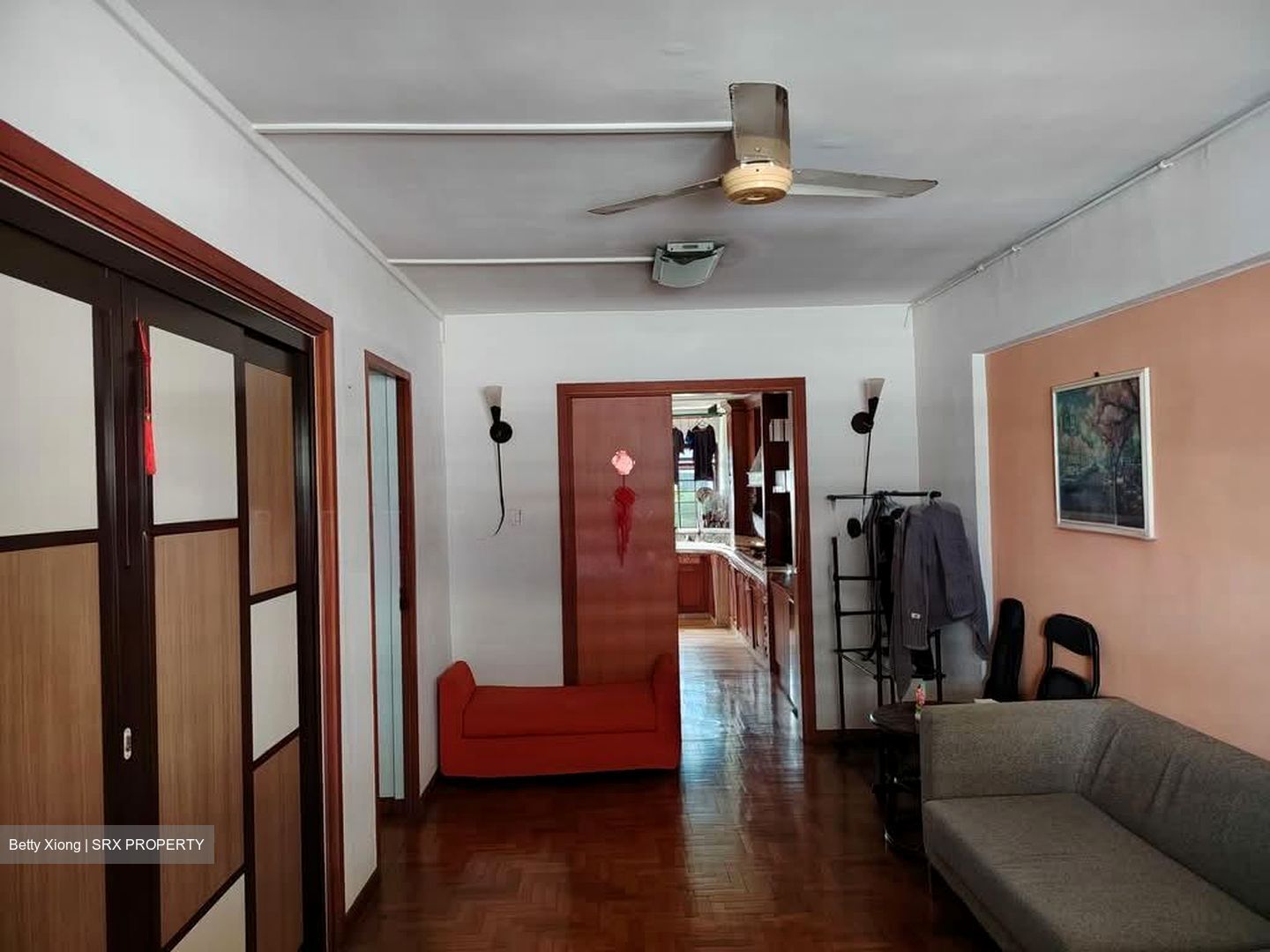 Blk 214 Bedok Town Centre (Bedok), HDB 3 Rooms #571394941